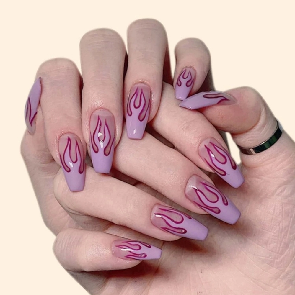 New! 24 piece flames press on nails
